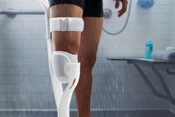 Lytra: Shower Prosthetic Leg