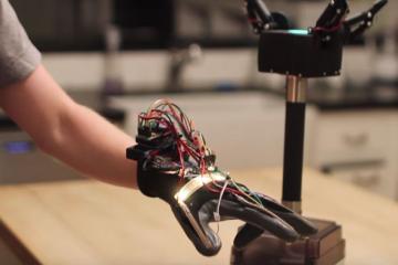 3D Printed Arduino Robotic Gripper / Glove [Video]