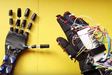 DIY: Robotic Hand with Wireless