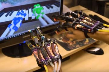 Soft Robotics Glove for Virtual Reality